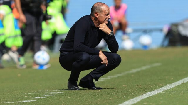 Massimiliano Allegri’s tactical shift boosts Napoli’s performance with new 3-4-3 formation