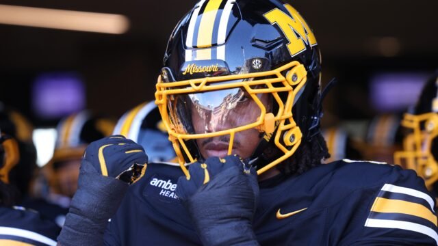 Missouri football bounces back with dominant win over No. 8 Florida after early SEC struggles