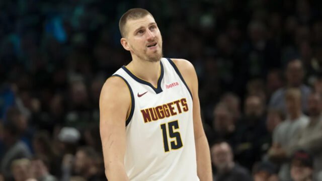 Nikola Jokic dazzles with behind-the-back assist in Nuggets’ preseason game against Jazz