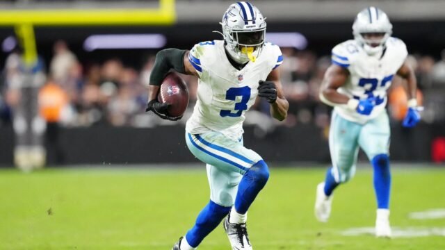 Packers favored by 1.5 points as Cowboys visit Lambeau Field in Sunday Night Football showdown