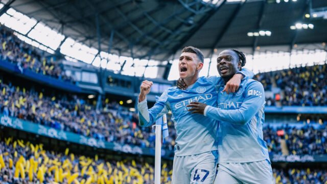 Phil Foden praises record Etihad crowd as Man City extend unbeaten Premier League run to seven games