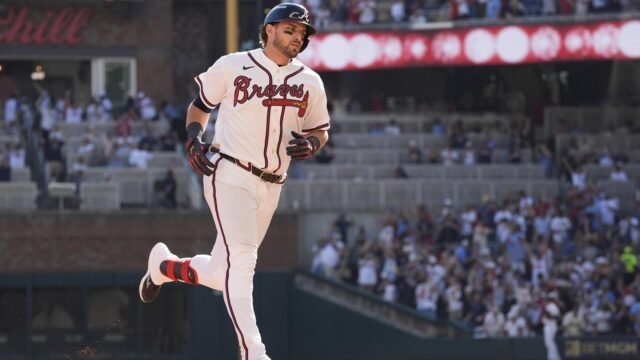 Phillies and Braves face off in decisive Game 3 for NLDS spot at Truist Park