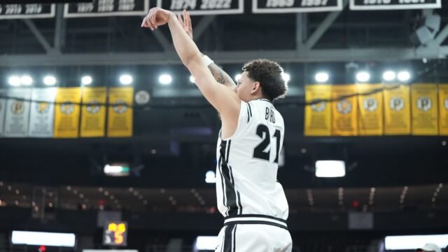 Providence men’s basketball cruises past Pittsburgh 87-64 in exhibition opener with strong ball movement