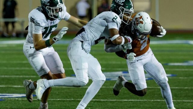 San Antonio high school football Week 8 features key district matchups including Reagan vs. LEE at Heroes Stadium