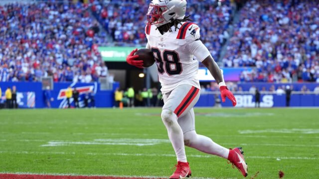 Patriots’ Rhamondre Stevenson limited in practice but likely to play Week 5