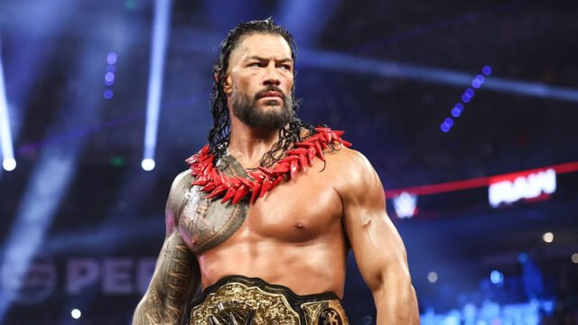 Roman Reigns returns to WWE Raw in San Diego ahead of Crown Jewel champion clash