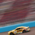 Ryan Blaney secures pole position for NASCAR Cup race at Phoenix Raceway on Oct. 18