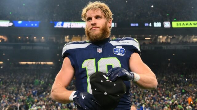Seahawks favored over Broncos in Thursday Night Football clash at Mile High Stadium