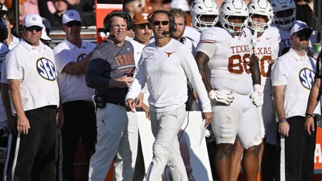 Steve Sarkisian insists on calling plays himself despite Texas’ special teams struggles after Oklahoma loss