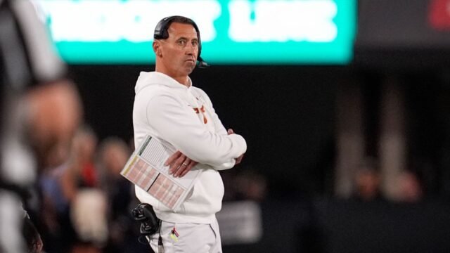 Texas coach Steve Sarkisian reflects on offensive struggles after 27-24 loss to Florida