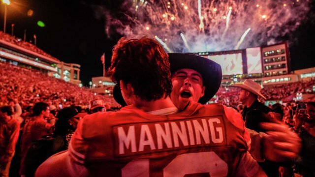 Texas Longhorns rally from 20-point deficit to upset No. 1 Ohio State in Austin