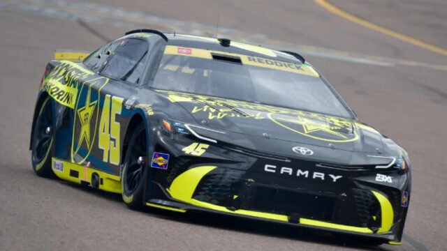 Tyler Reddick claims sixth win of 2026 NASCAR season at Phoenix Raceway
