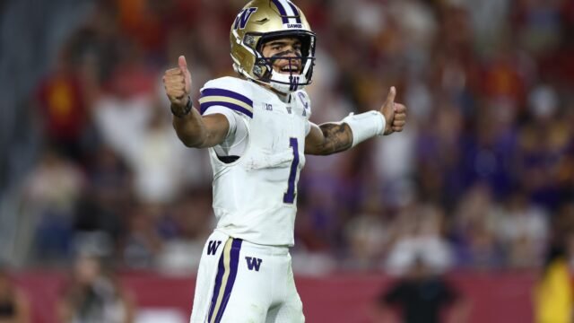 USC rallies to win 25-21 after Washington’s late mistake in Los Angeles showdown