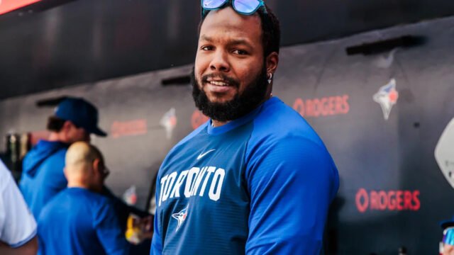 Vladimir Guerrero Jr. undergoes laser eye surgery aiming to rebound from career-low 2026 season
